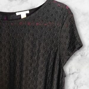 :L: Black Lace Esprit T Shirt Cap Sleeves.